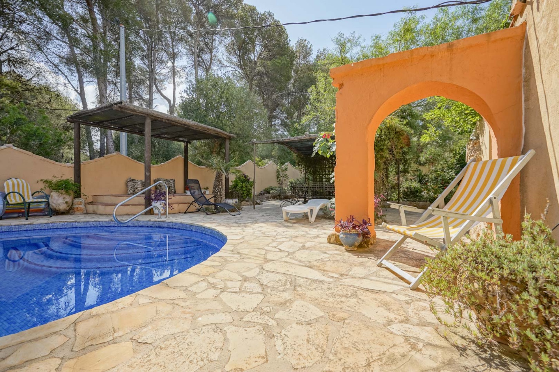 Resale - Villa -
Jávea - Las Planas