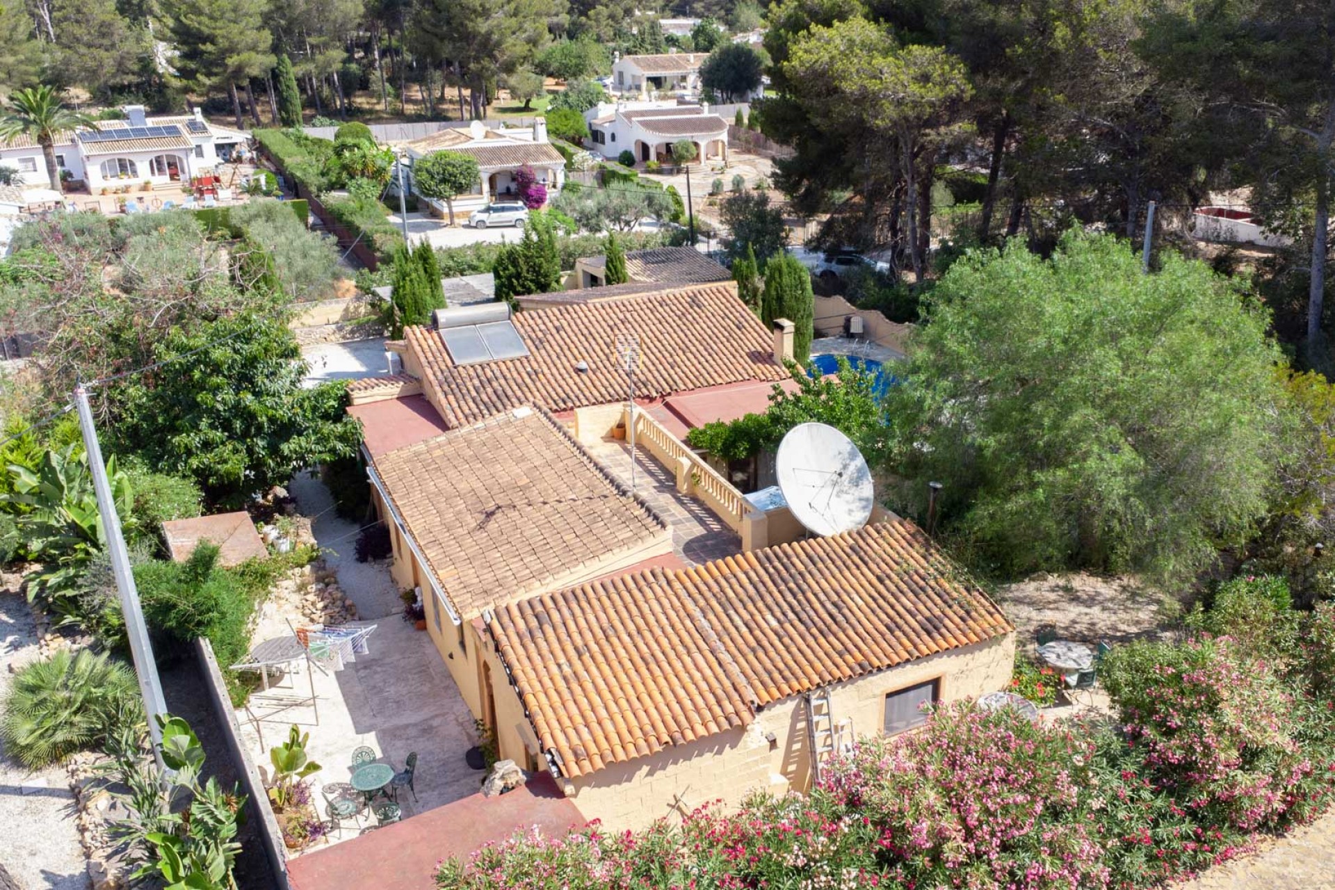 Resale - Villa -
Jávea - Las Planas