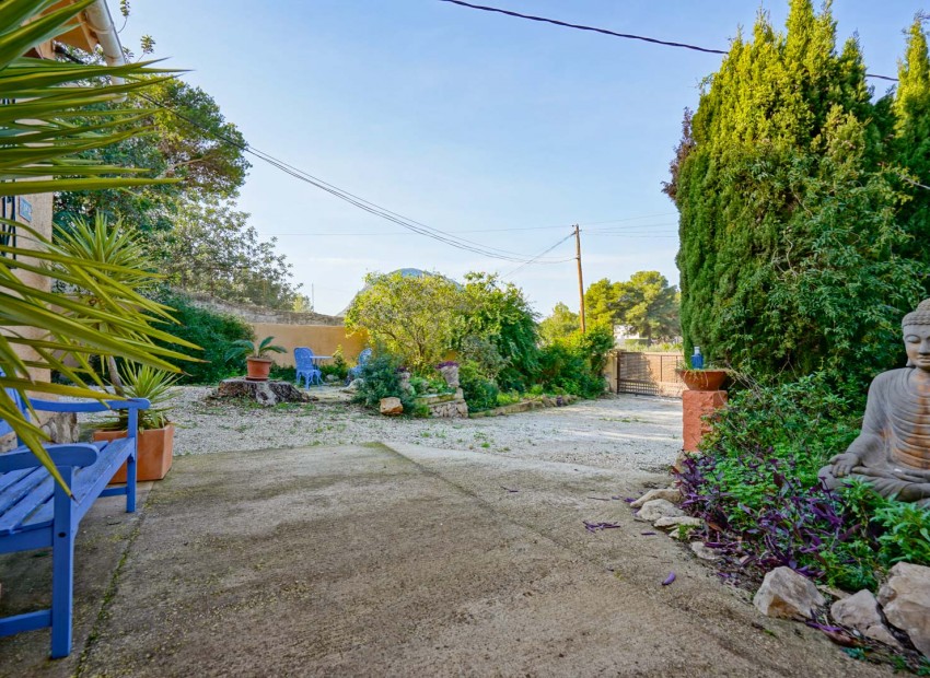 Resale - Villa -
Jávea - Las Planas