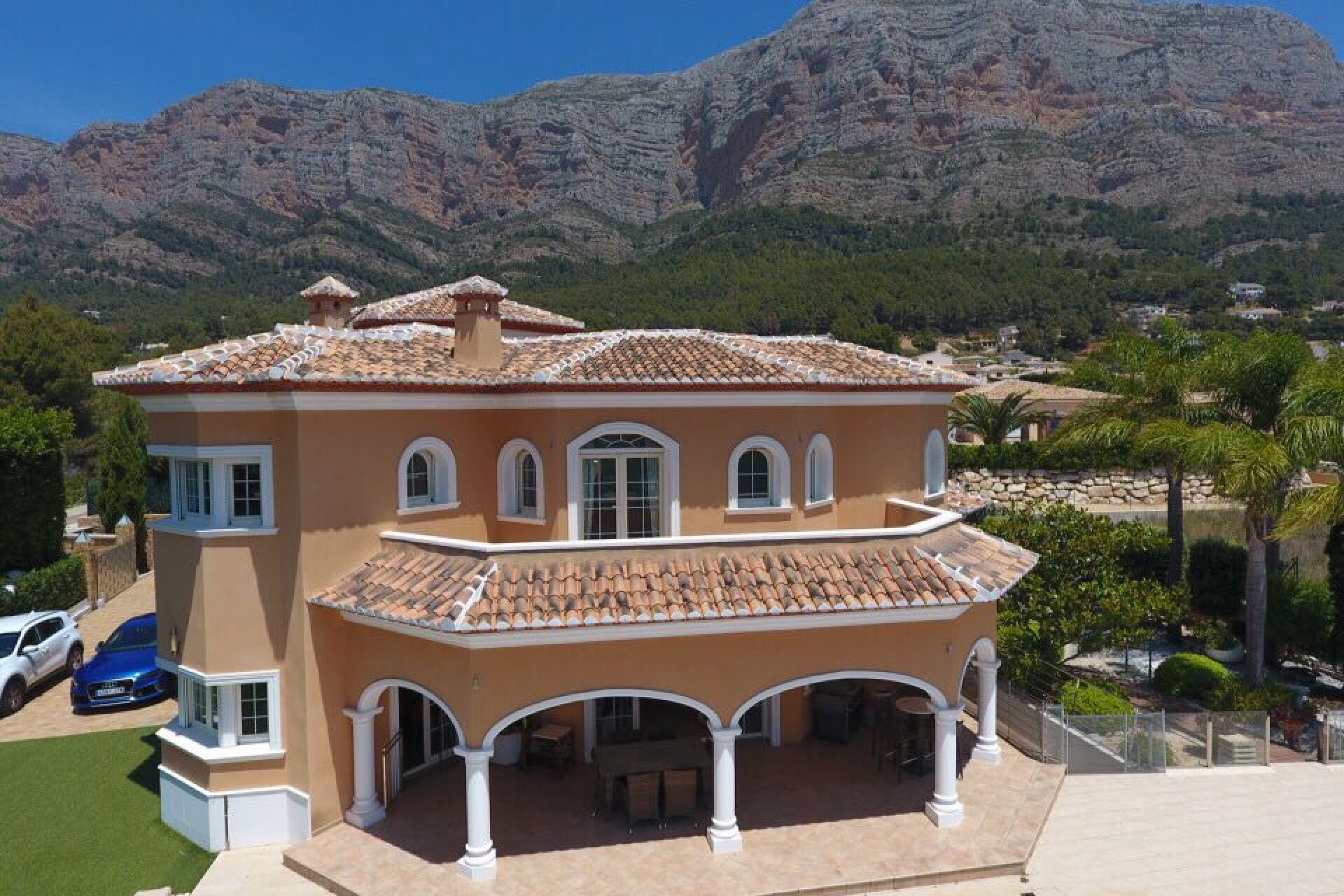 Resale - Villa -
Jávea - Montgo