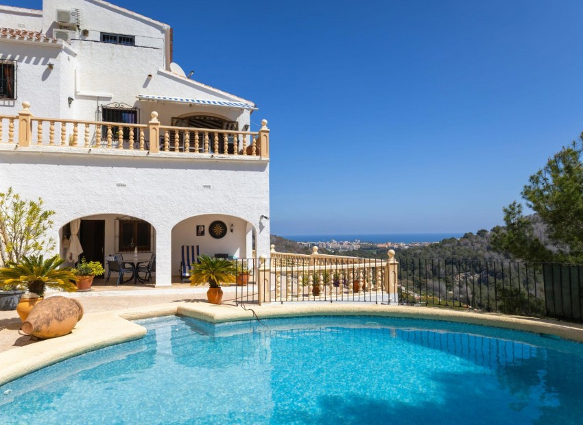 Resale - Villa -
Jávea - Partides comunes - Adsubia