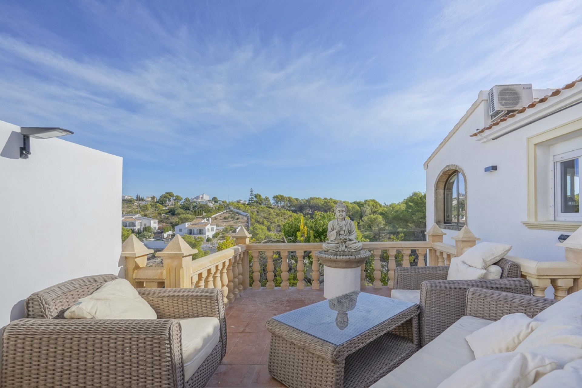Resale - Villa -
Jávea - Pinosol