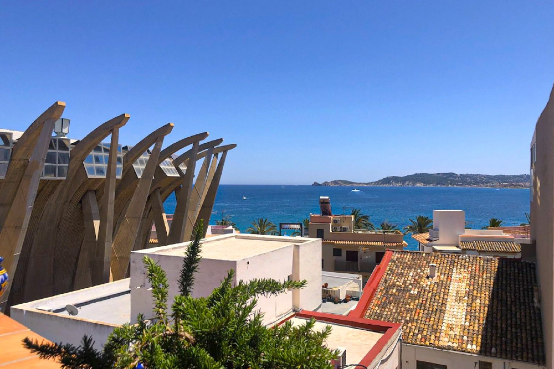 Resale - Villa -
Jávea - Port