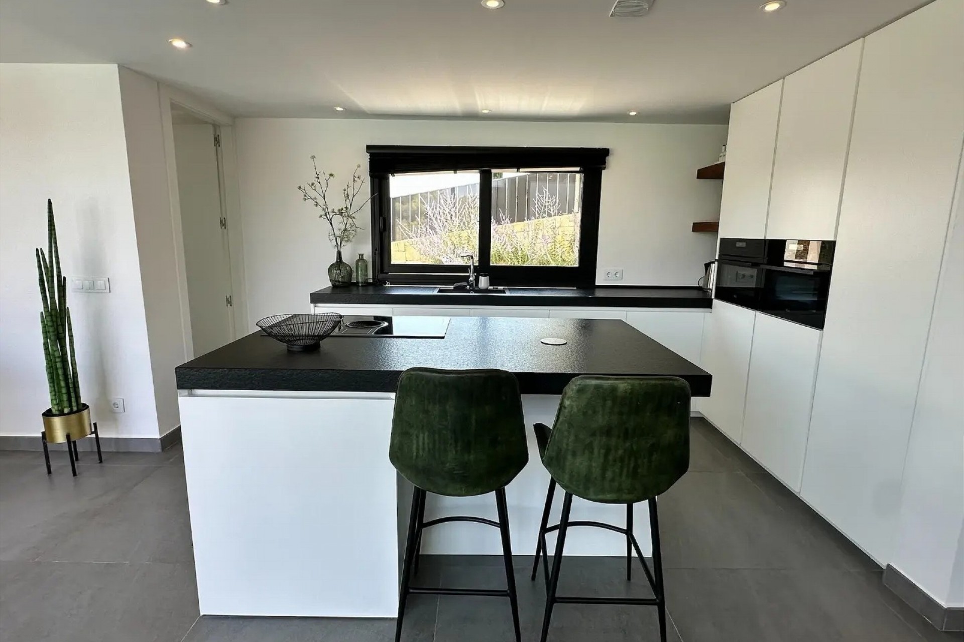 Resale - Villa -
Jávea - Puerta Fenicia