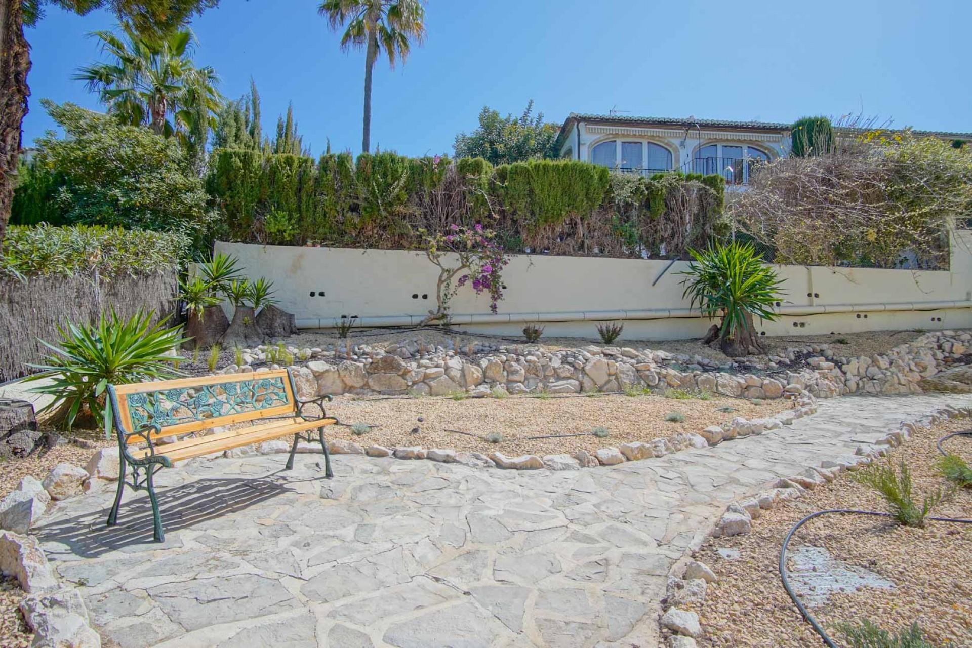 Resale - Villa -
Jávea - Rafalet