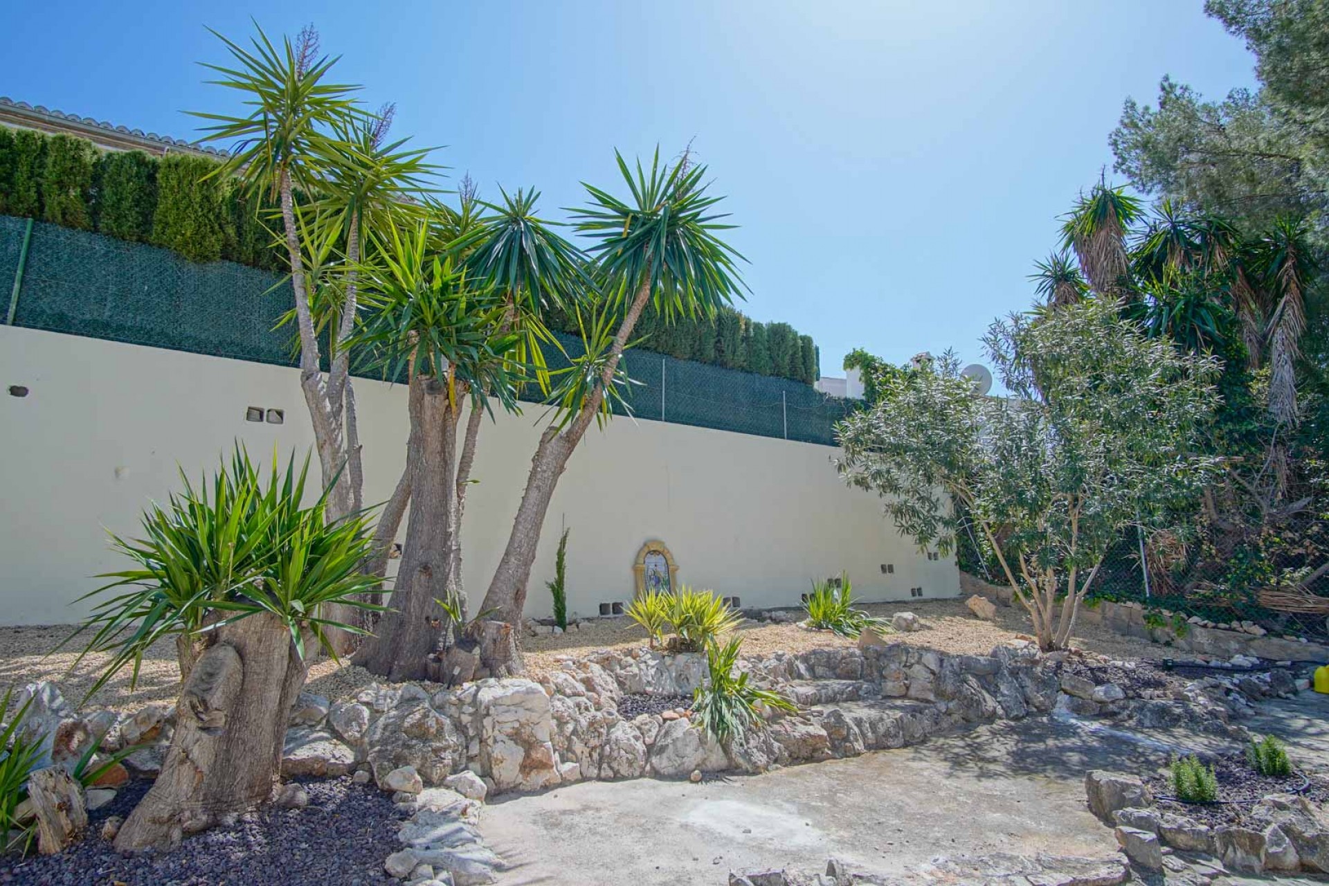 Resale - Villa -
Jávea - Rafalet