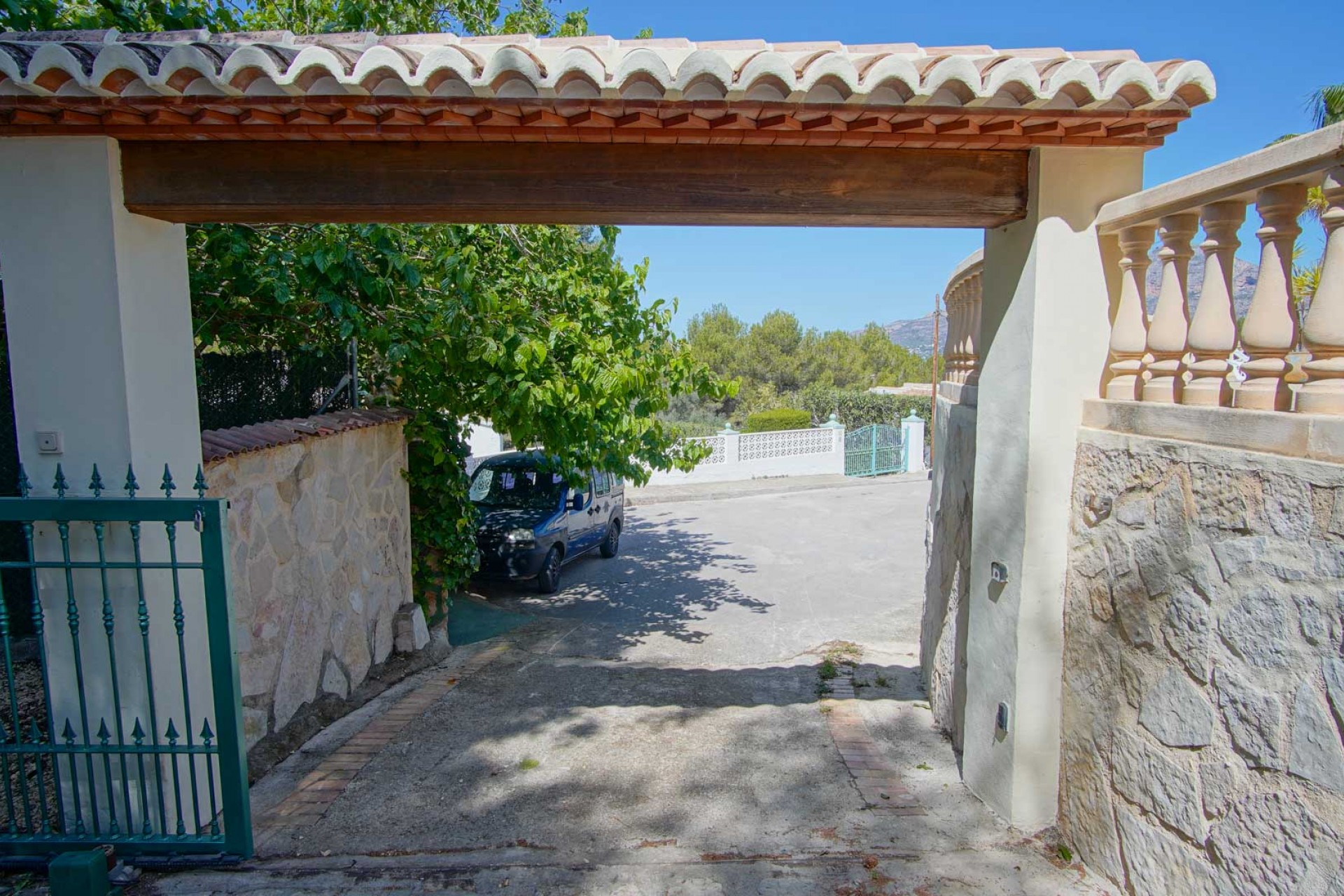 Resale - Villa -
Jávea - Rafalet