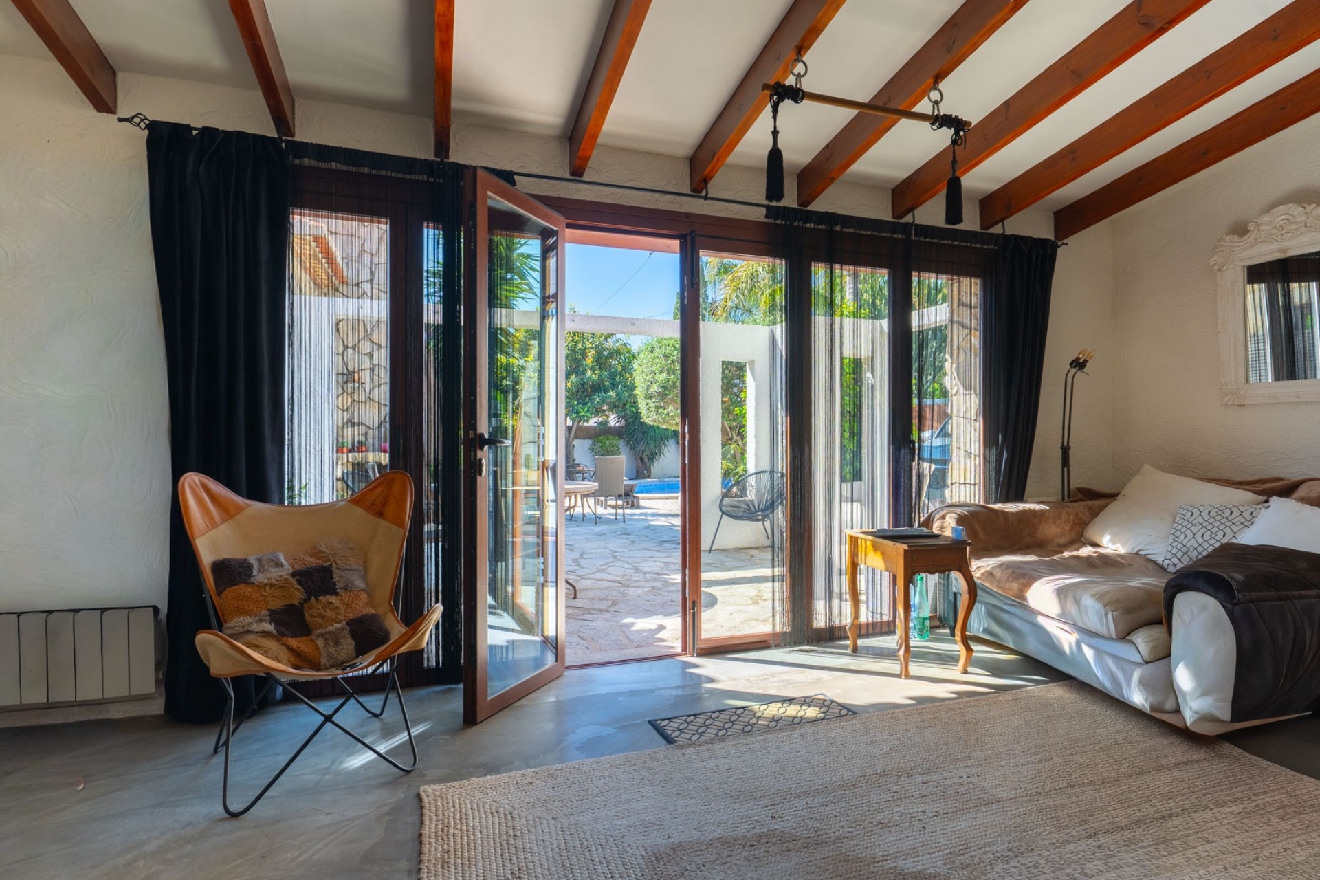 Resale - Villa -
Jávea - Senioles