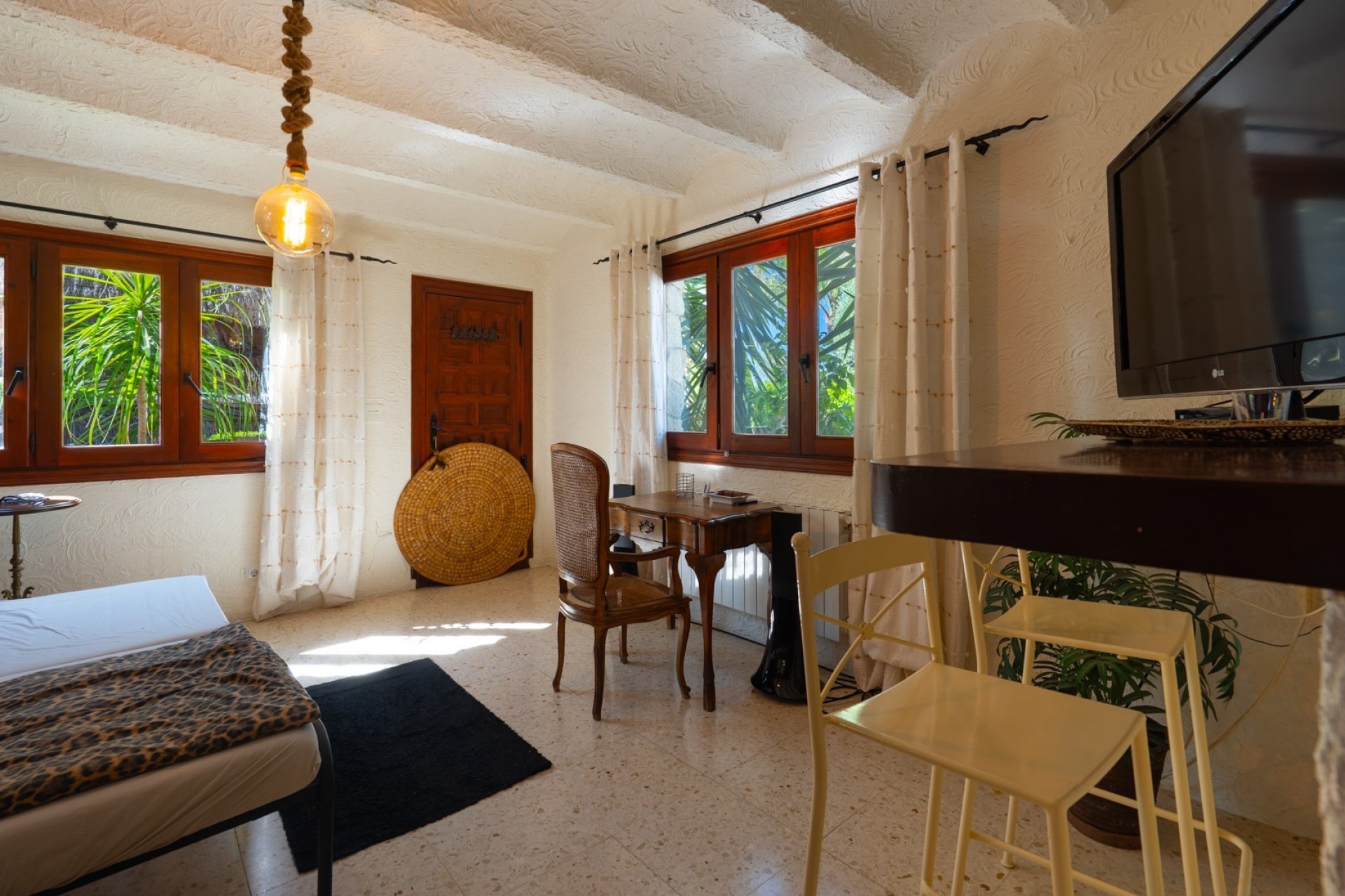 Resale - Villa -
Jávea - Senioles