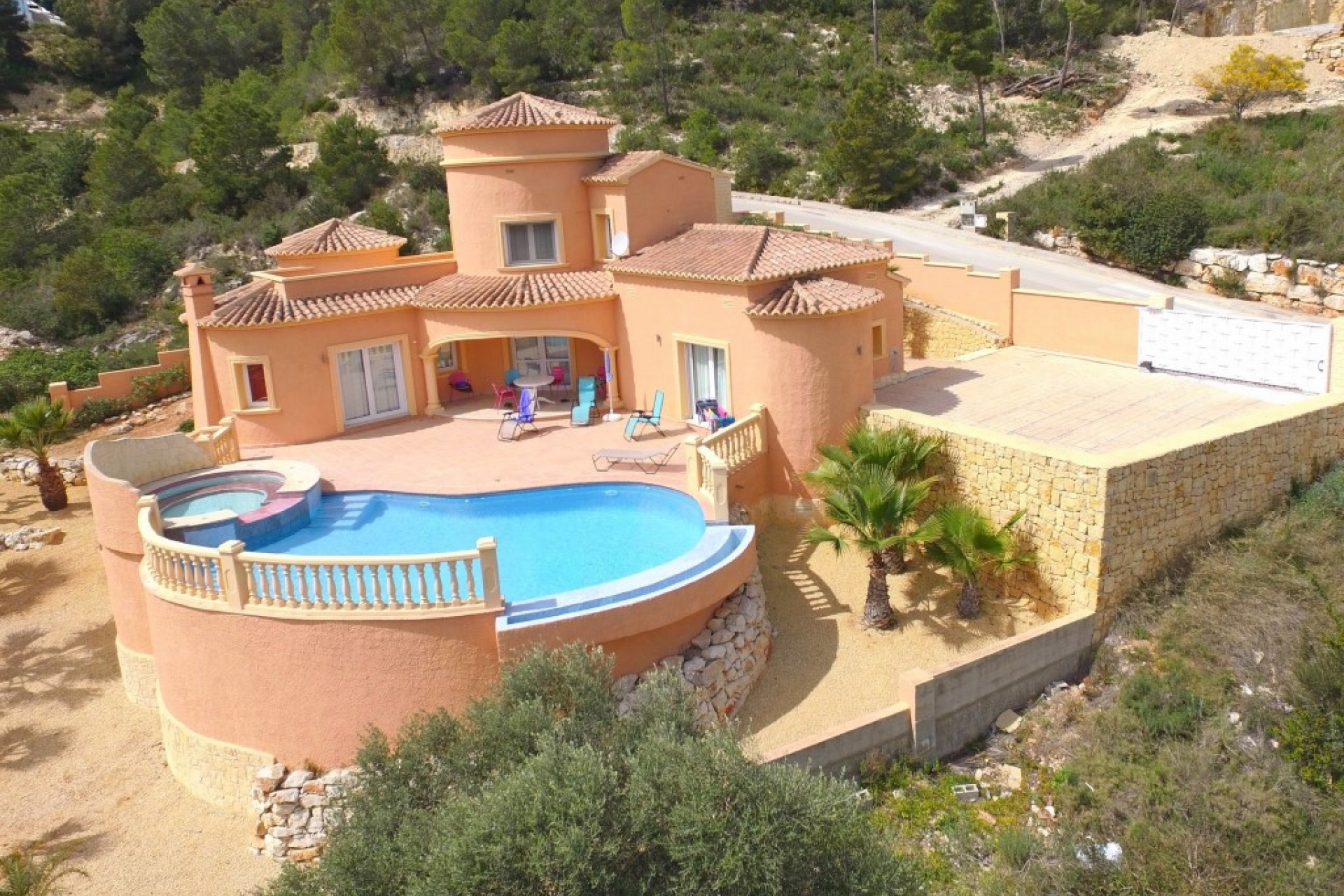 Resale - Villa -
Jávea - Tosalet