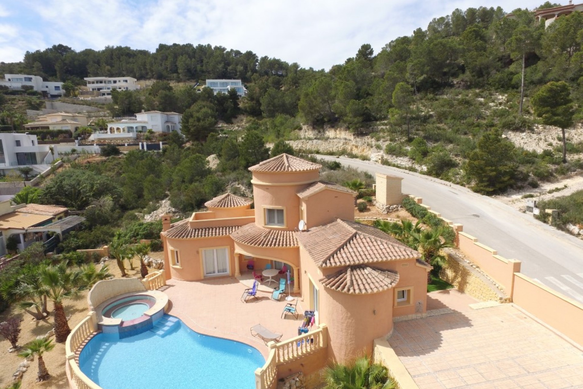 Resale - Villa -
Jávea - Tosalet