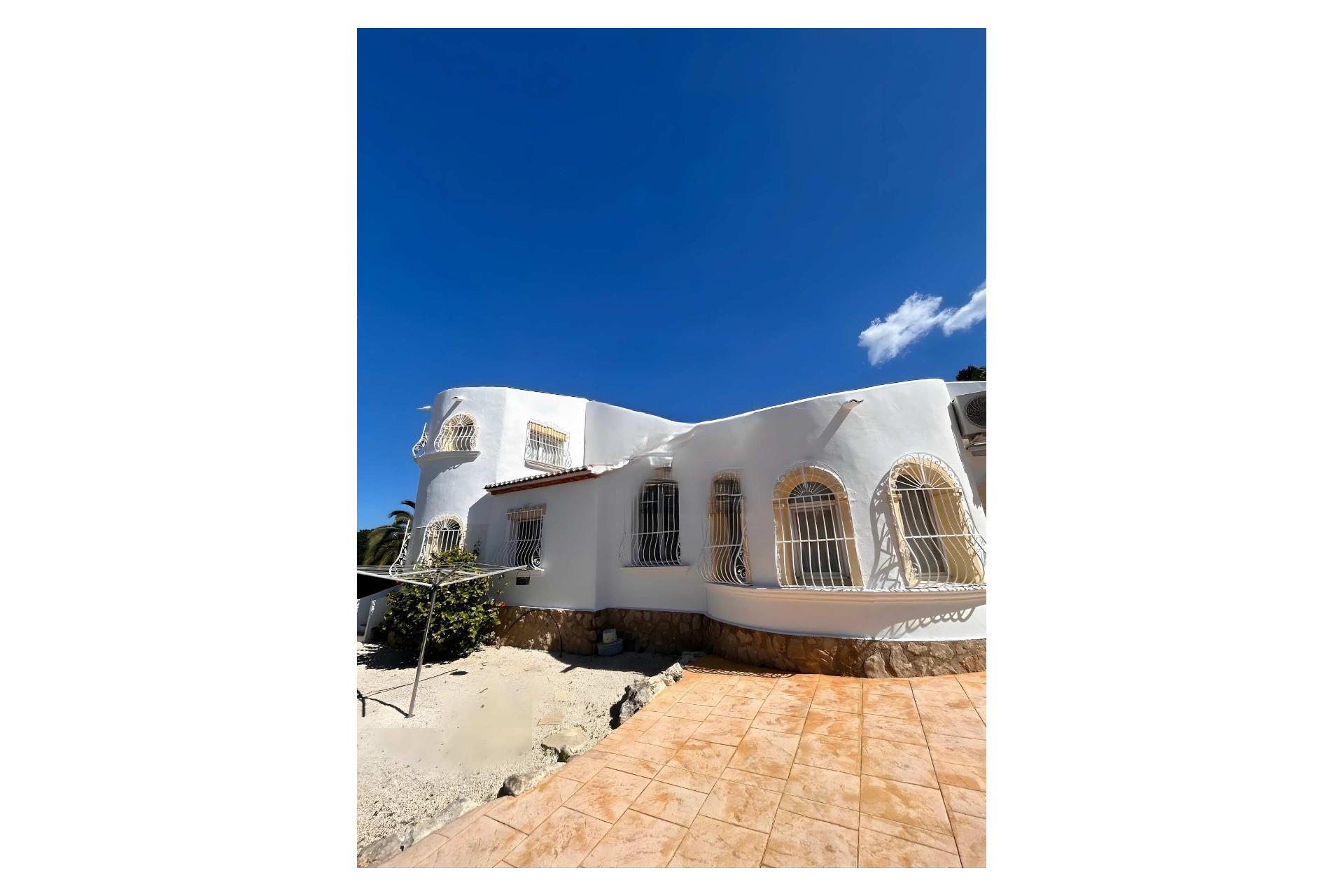Resale - Villa -
Jávea - Tossalet