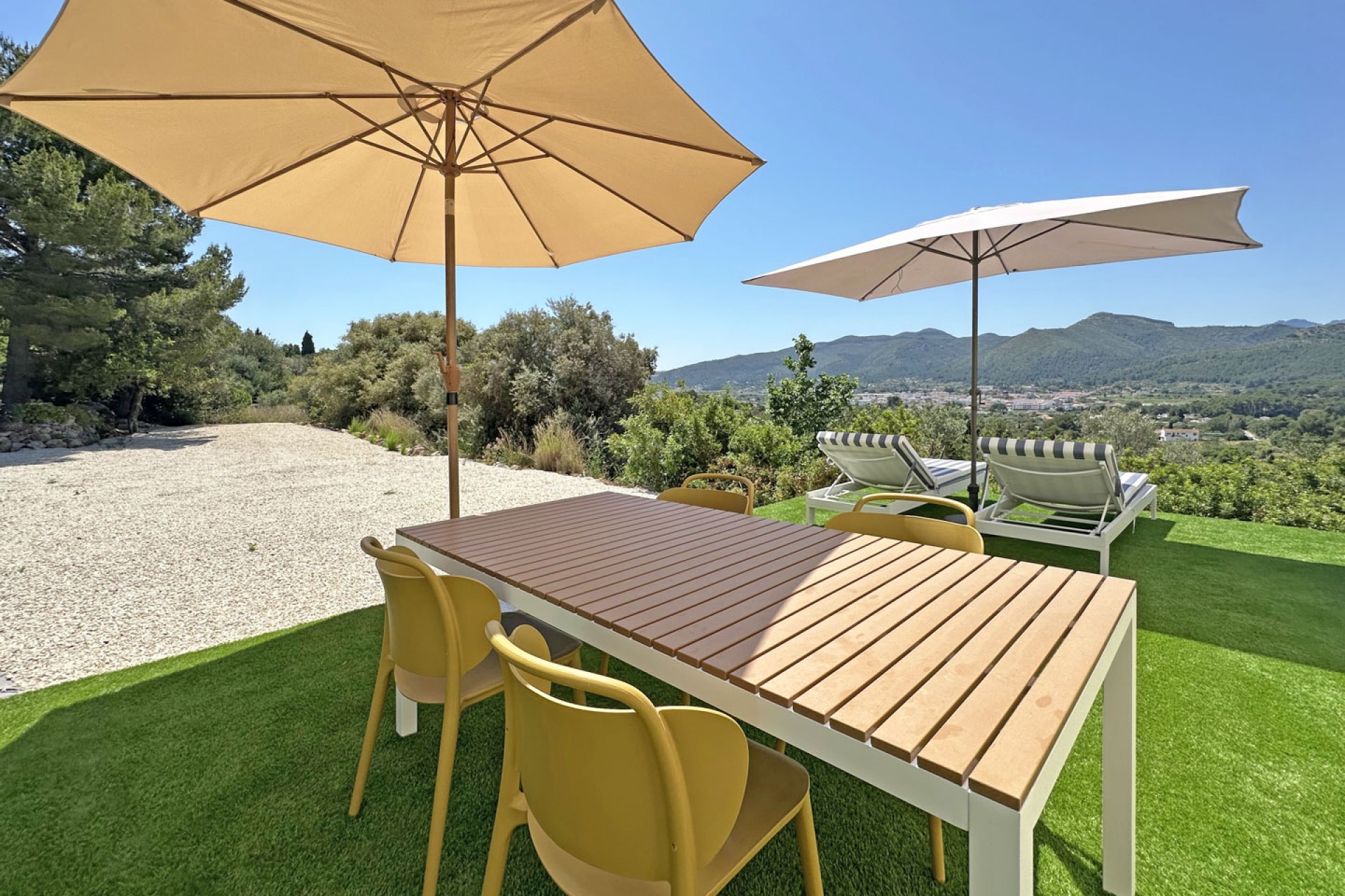 Resale - Villa -
Jávea - Valle del Paraíso