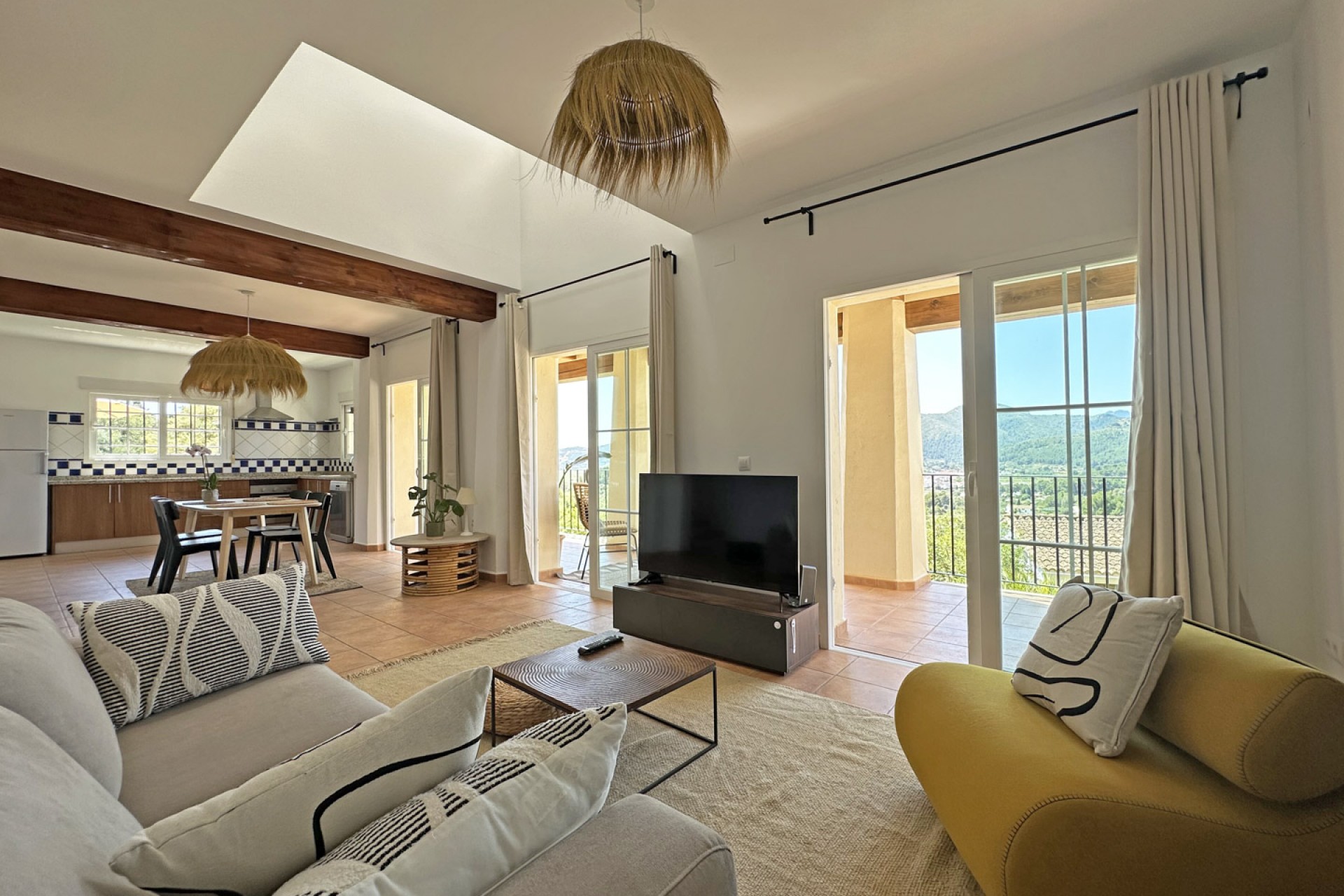 Resale - Villa -
Jávea - Valle del Paraíso