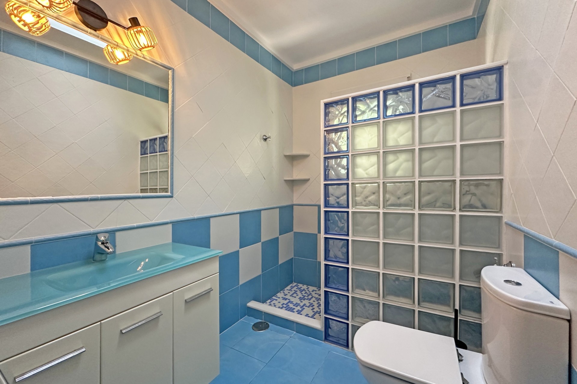 Resale - Villa -
Jávea - Valle del Paraíso