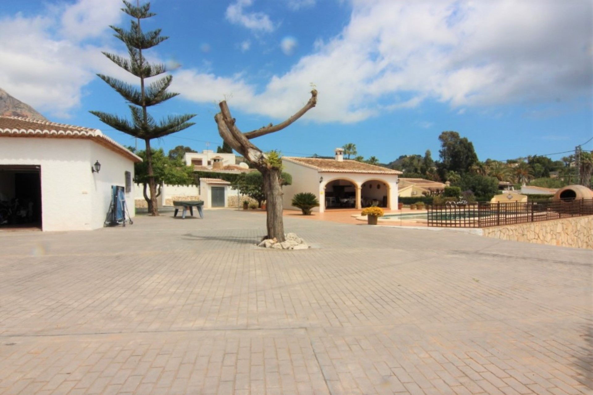 Resale - Villa -
Jávea - Valls