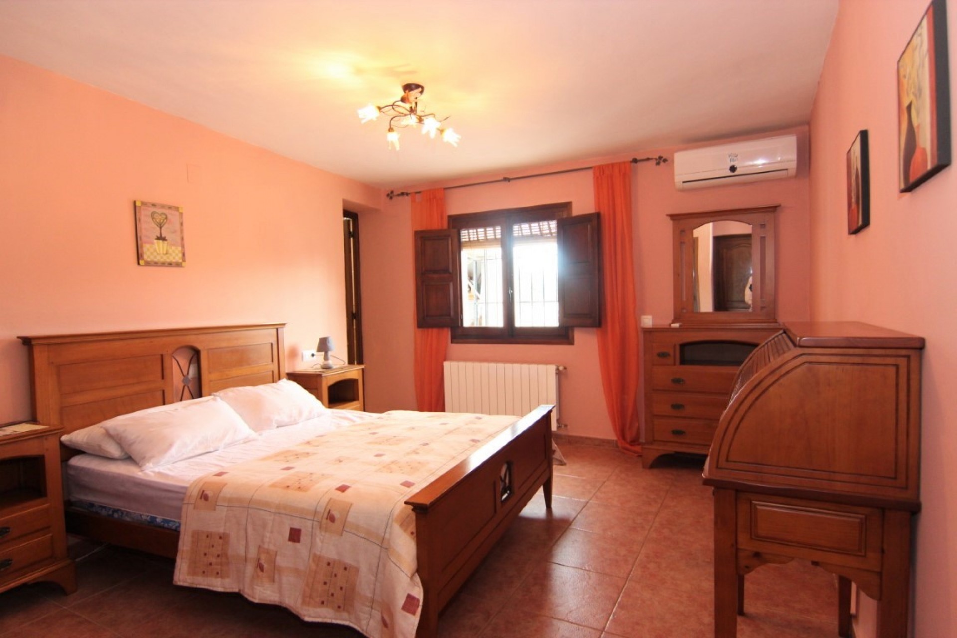 Resale - Villa -
Jávea - Valls