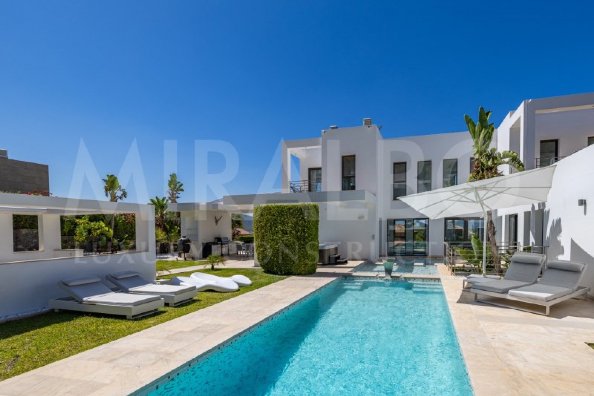 Resale - Villa -
Jávea / Xàbia - Cap Martí - El Tossalet - Pinomar
