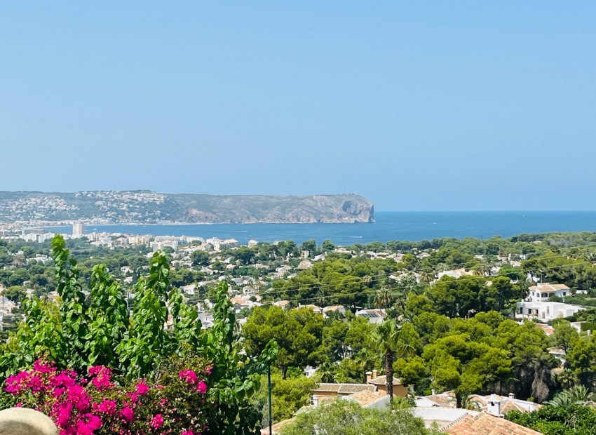 Resale - Villa -
Jávea / Xàbia - La Granadella  - Costa Nova