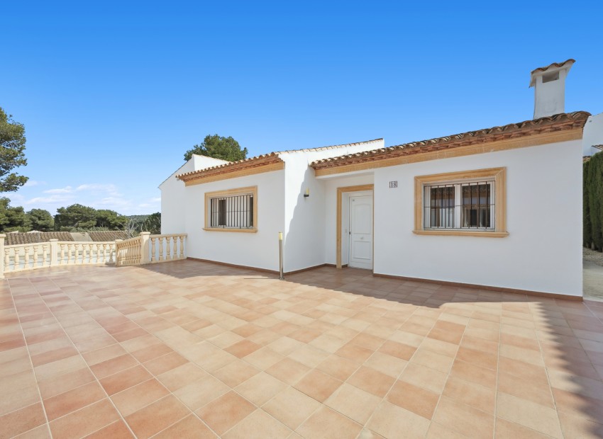 Resale - Villa -
Jávea / Xàbia - La Granadella  - Costa Nova