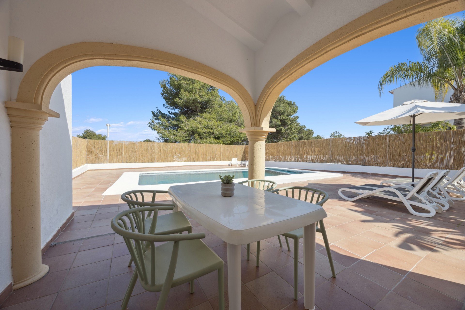 Resale - Villa -
Jávea / Xàbia - La Granadella  - Costa Nova