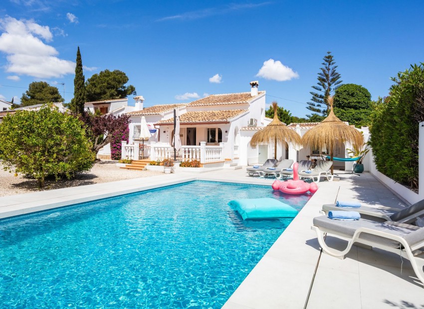 Resale - Villa -
Jávea / Xàbia - La Granadella  - Costa Nova