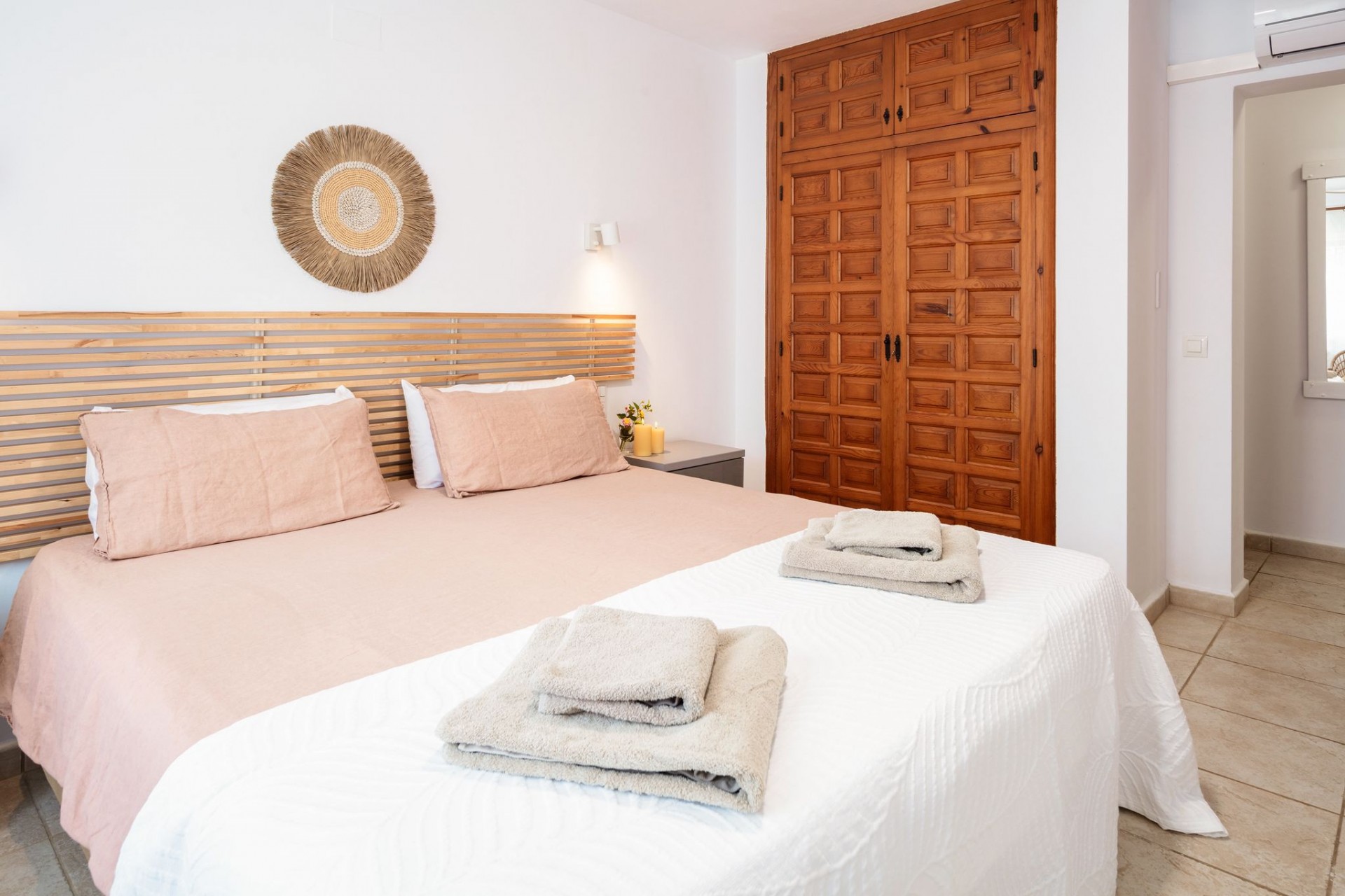 Resale - Villa -
Jávea / Xàbia - La Granadella  - Costa Nova