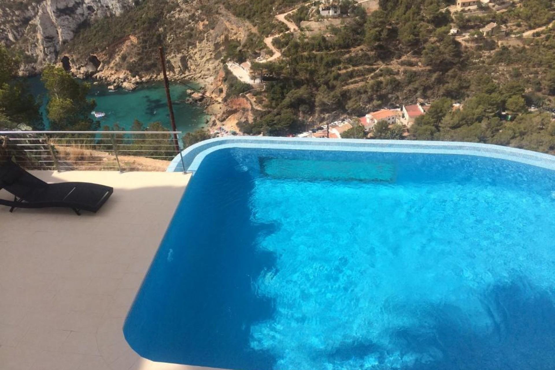 Resale - Villa -
Jávea / Xàbia - La Granadella  - Costa Nova