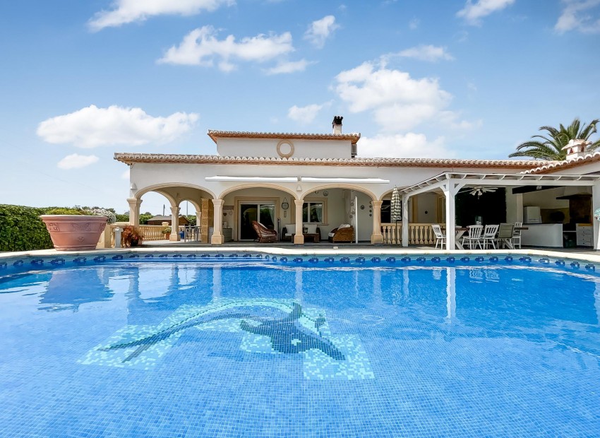 Resale - Villa -
Jávea / Xàbia - La Granadella  - Costa Nova