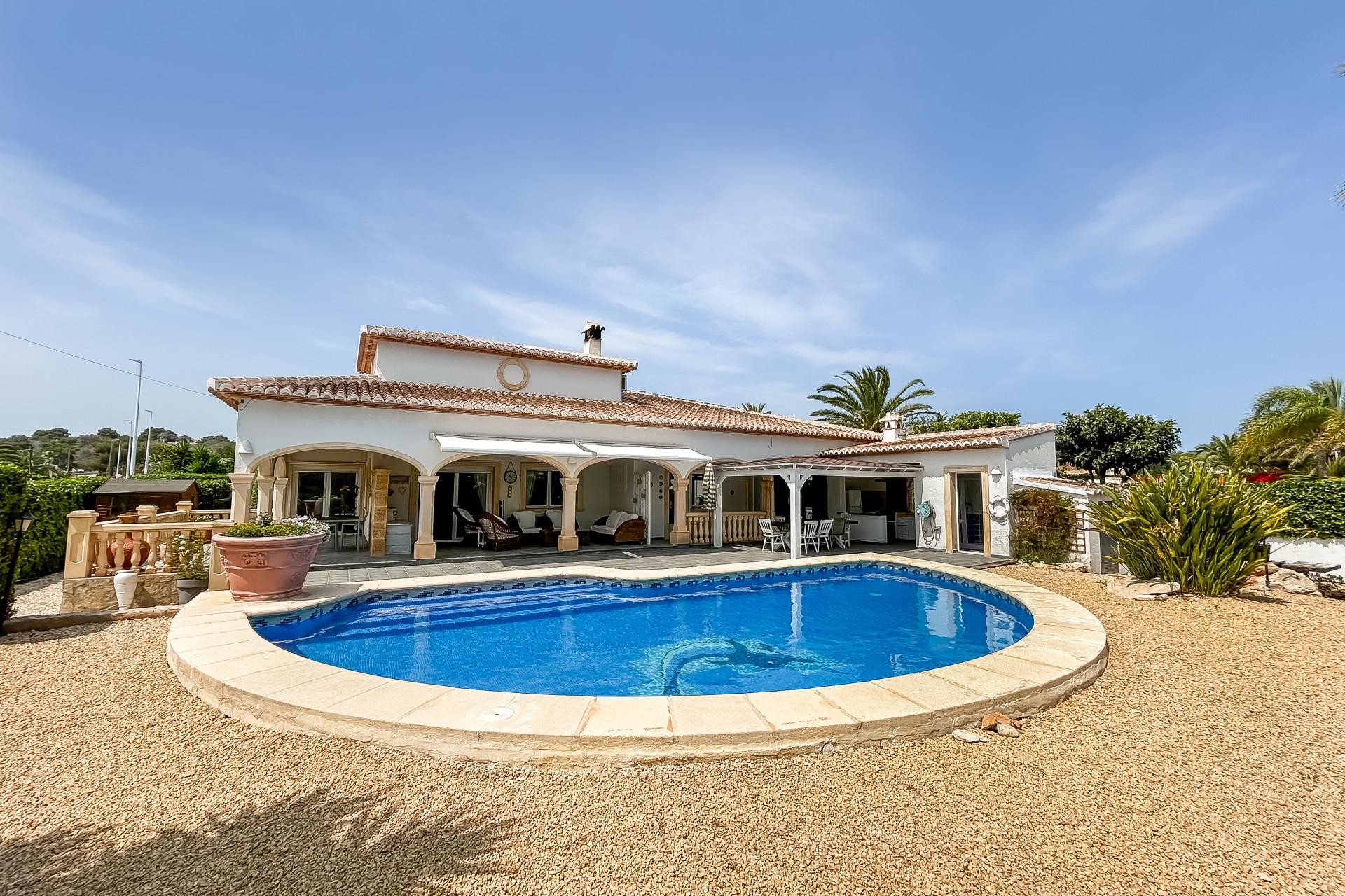 Resale - Villa -
Jávea / Xàbia - La Granadella  - Costa Nova