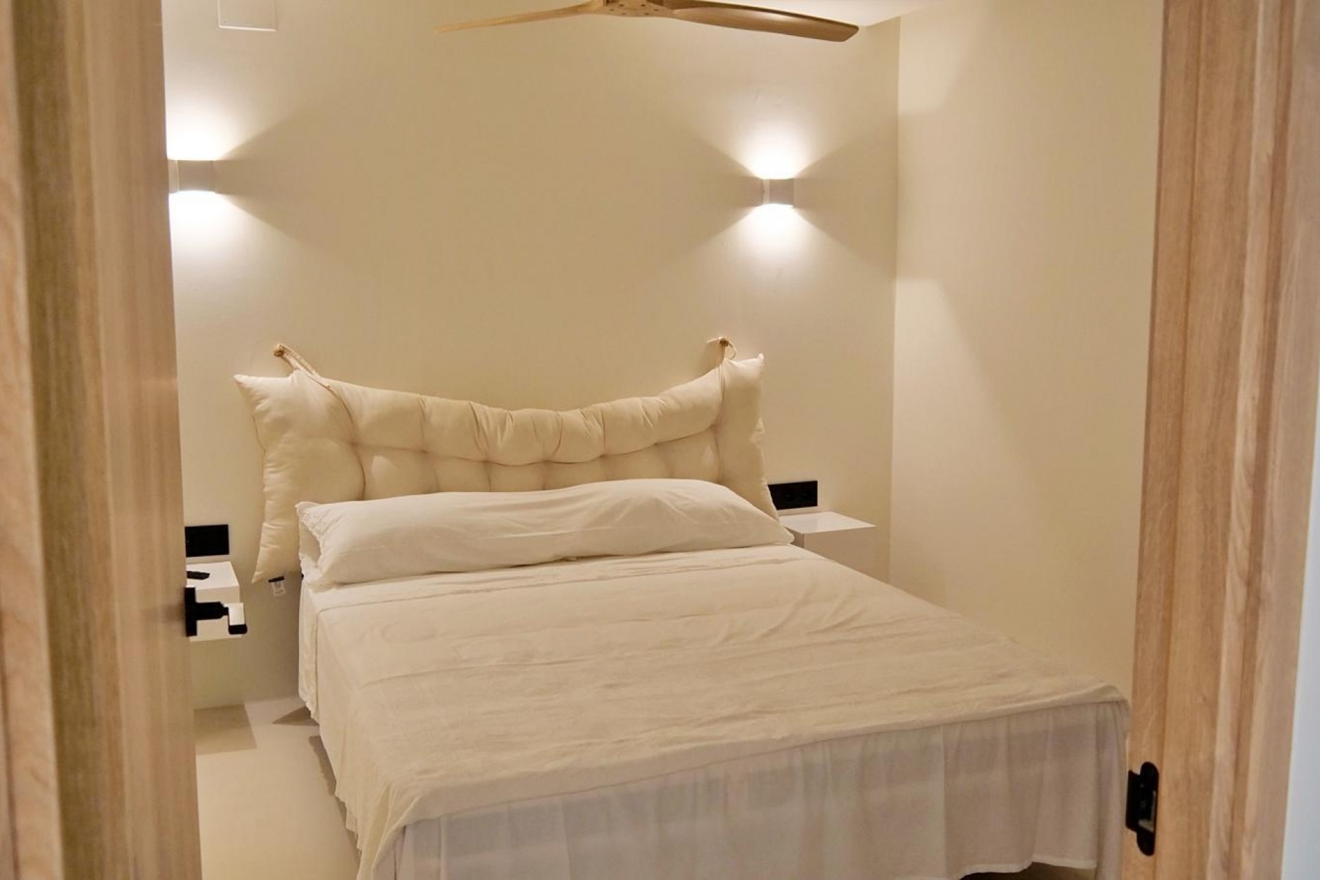 Resale - Villa -
Jávea / Xàbia - La Granadella  - Costa Nova