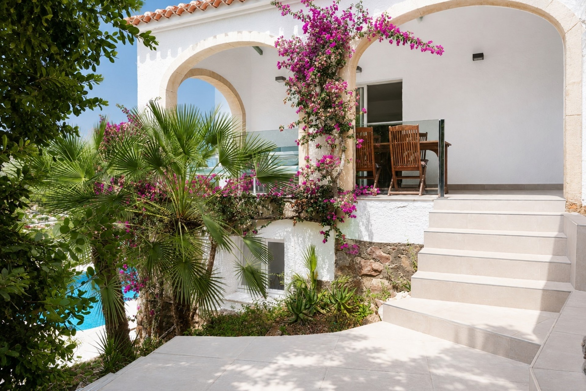 Resale - Villa -
Jávea / Xàbia - La Granadella  - Costa Nova