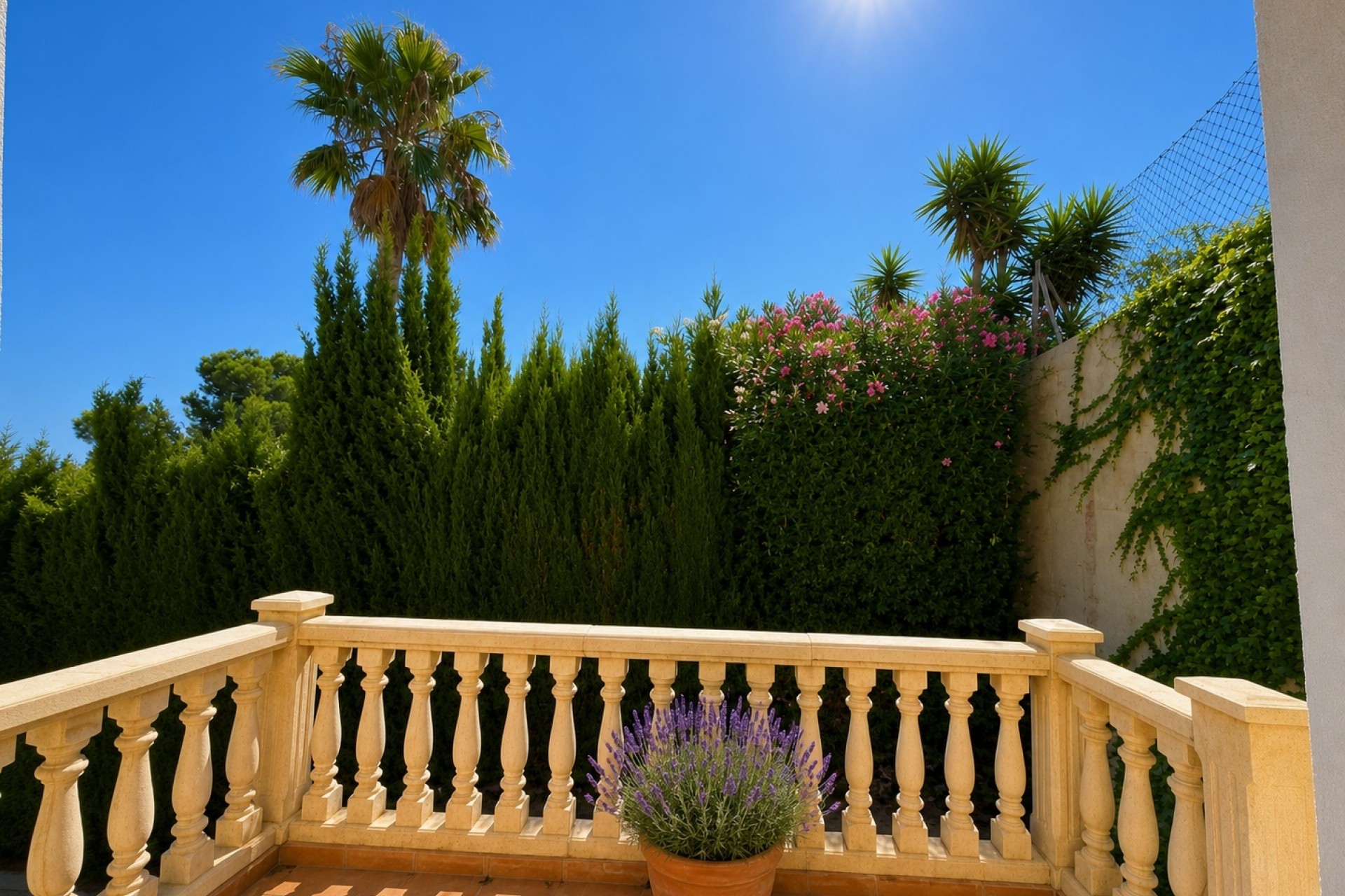Resale - Villa -
Jávea / Xàbia - La Granadella  - Costa Nova