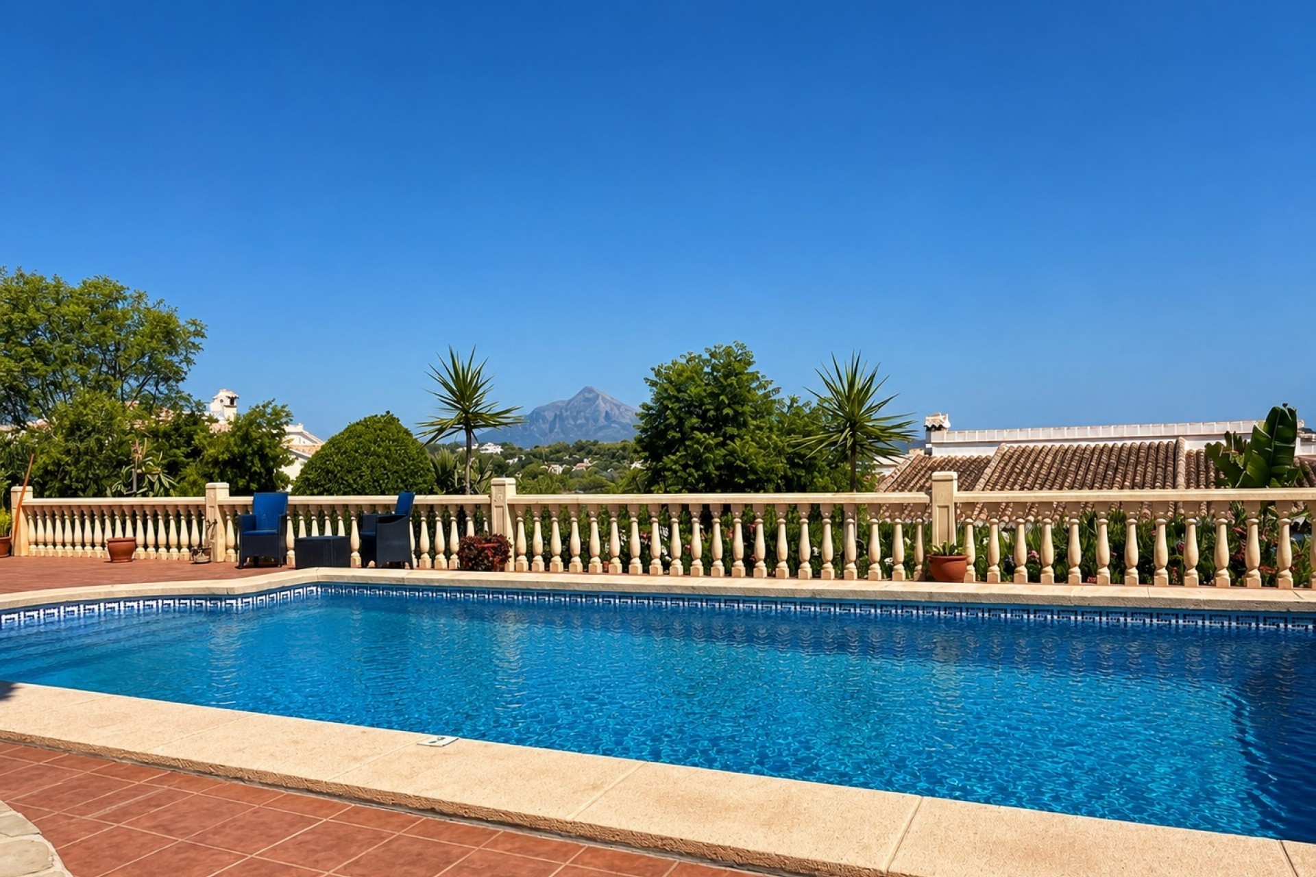 Resale - Villa -
Jávea / Xàbia - La Granadella  - Costa Nova