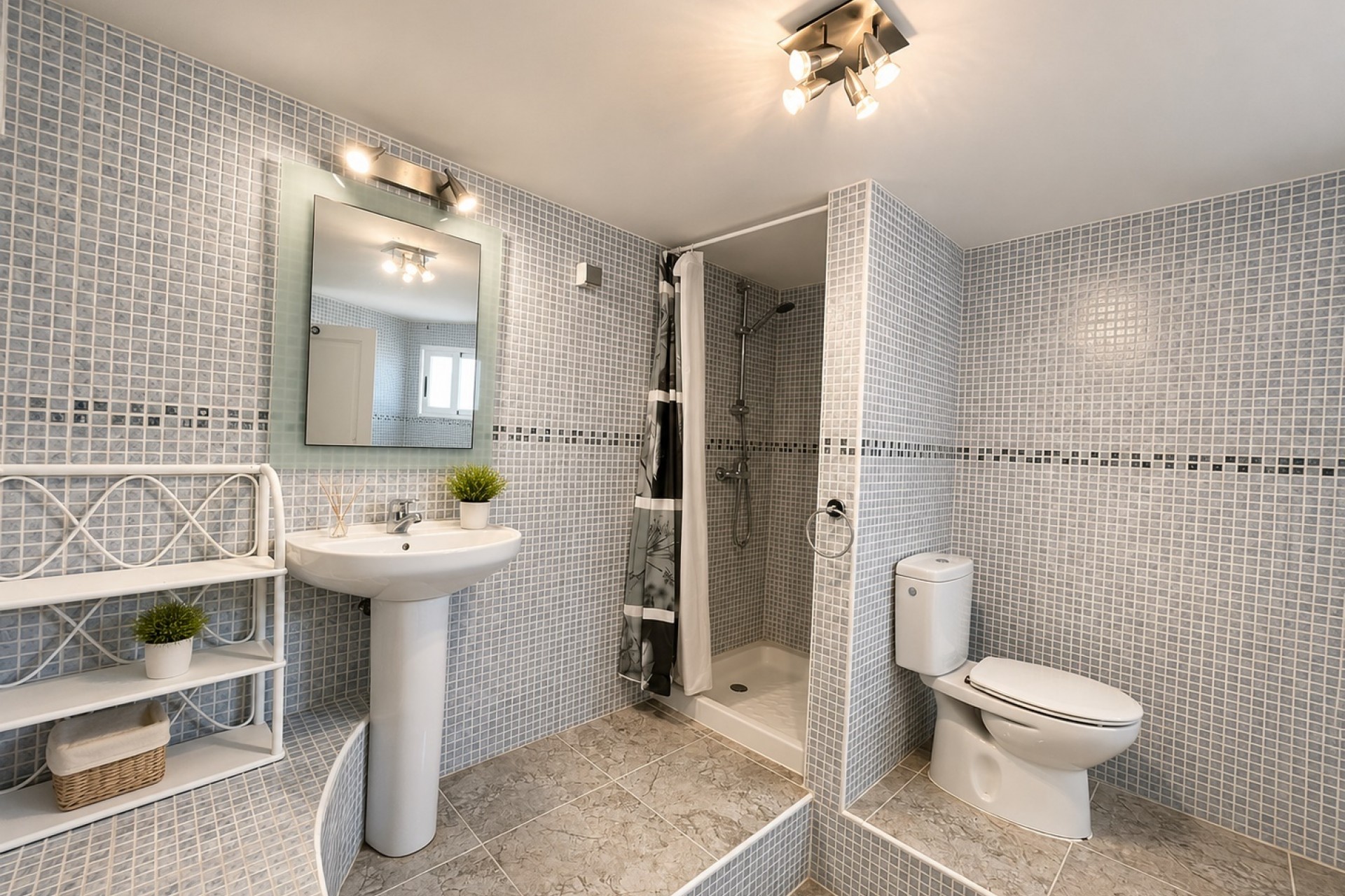 Resale - Villa -
Jávea / Xàbia - La Granadella  - Costa Nova