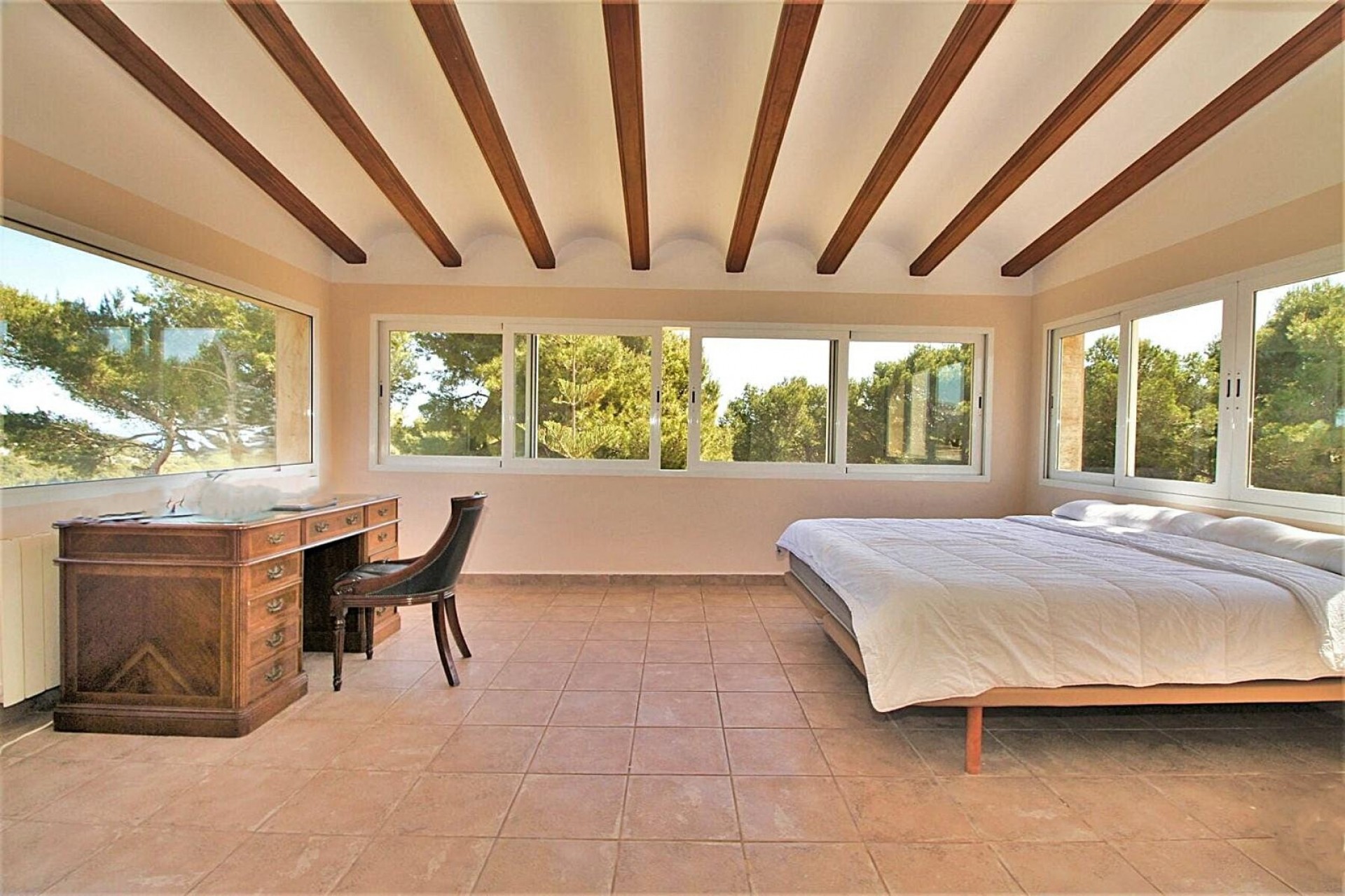 Resale - Villa -
Jávea / Xàbia - La Granadella  - Costa Nova