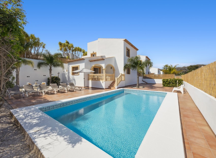 Resale - Villa -
Jávea / Xàbia - La Granadella  - Costa Nova
