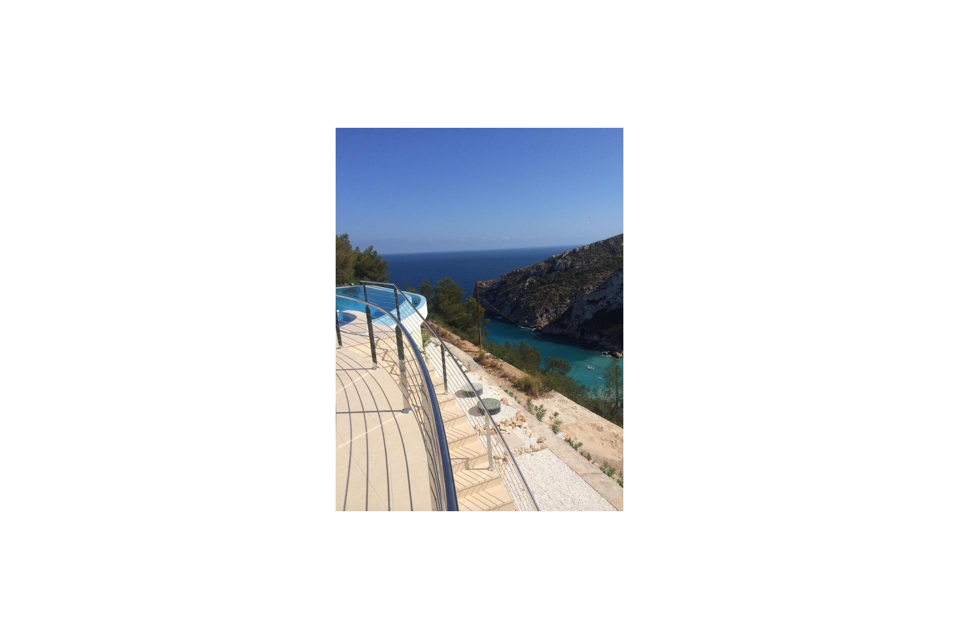 Resale - Villa -
Jávea / Xàbia - La Granadella  - Costa Nova