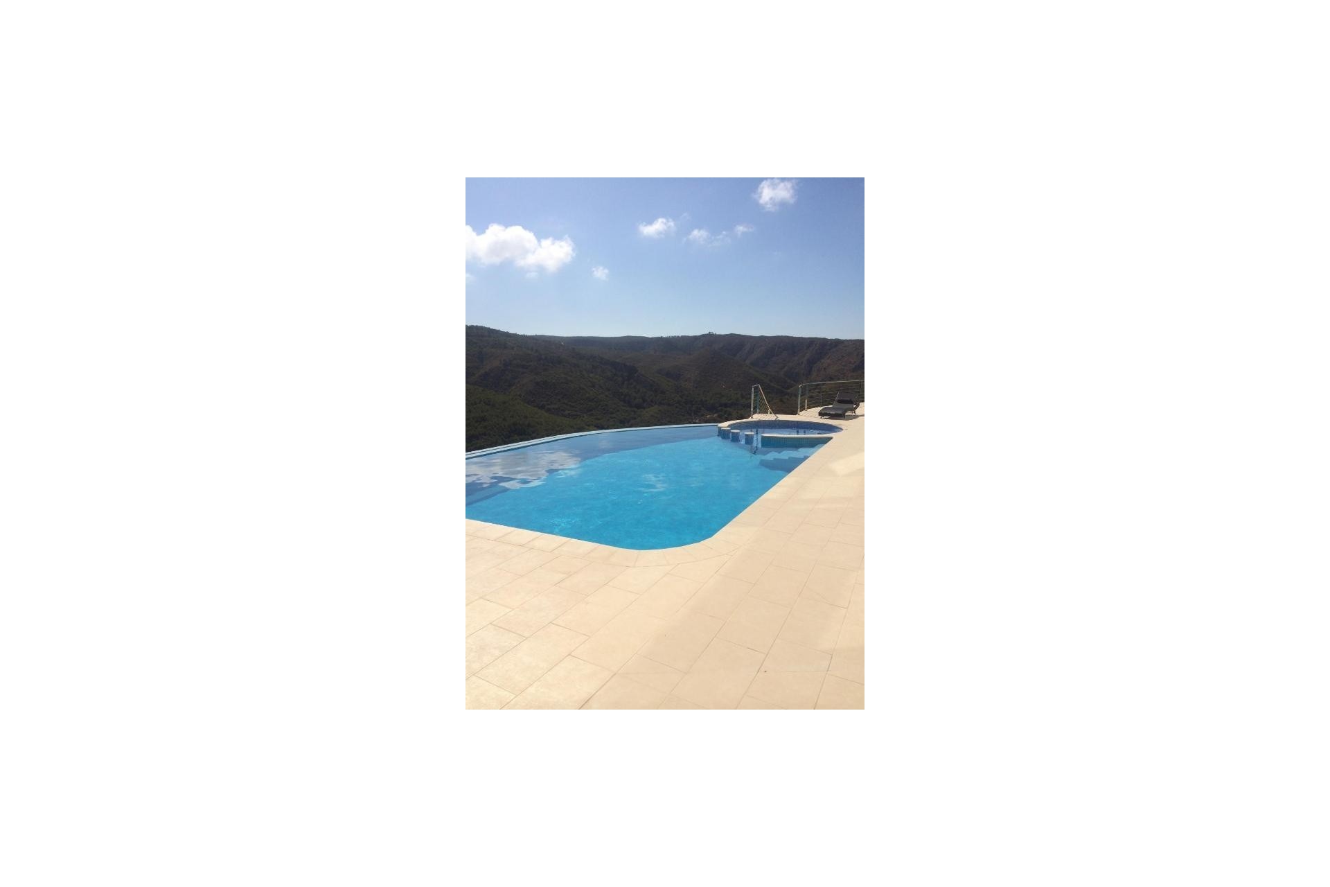 Resale - Villa -
Jávea / Xàbia - La Granadella  - Costa Nova