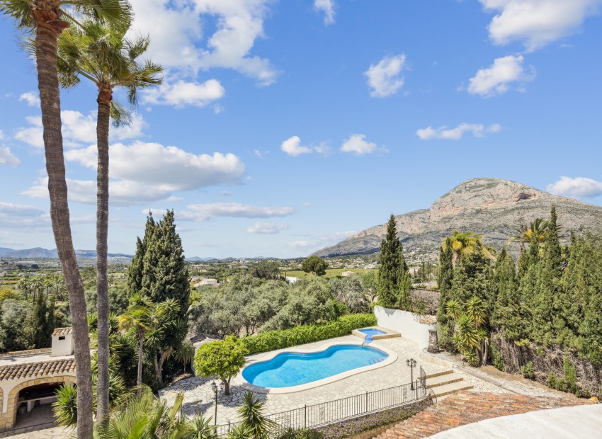 Resale - Villa -
Jávea / Xàbia - Montgó - Ermita