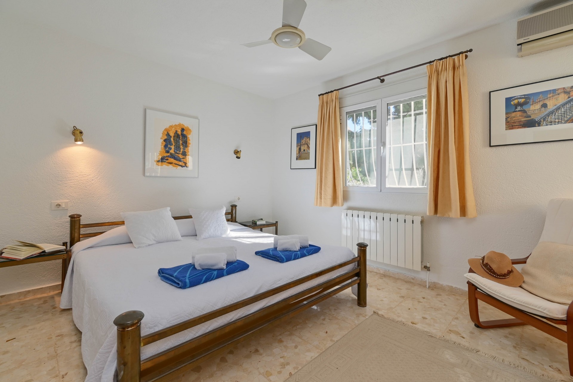 Resale - Villa -
Jávea / Xàbia - Montgó - Ermita