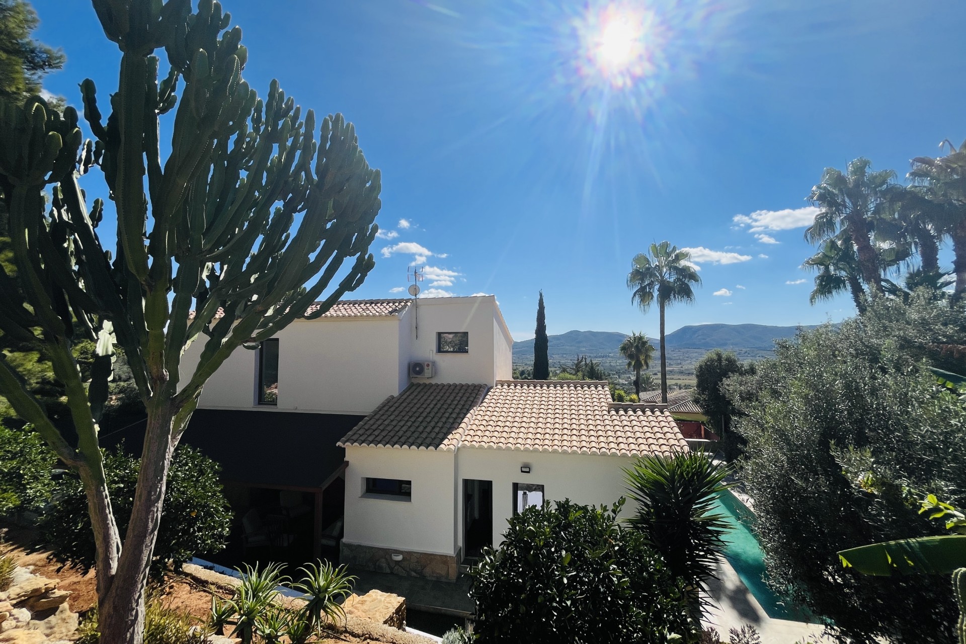 Resale - Villa -
Jávea / Xàbia - Montgó - Ermita