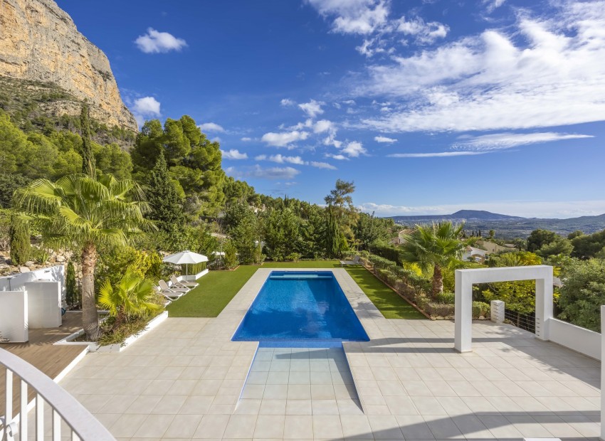 Resale - Villa -
Jávea / Xàbia - Montgó - Ermita