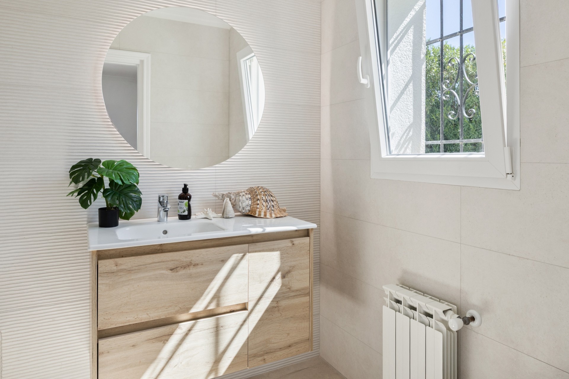 Resale - Villa -
Jávea / Xàbia - Montgó - Ermita