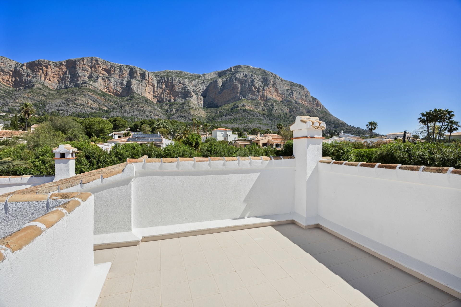 Resale - Villa -
Jávea / Xàbia - Montgó - Ermita