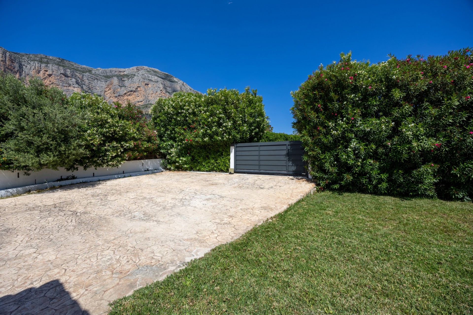 Resale - Villa -
Jávea / Xàbia - Montgó - Ermita