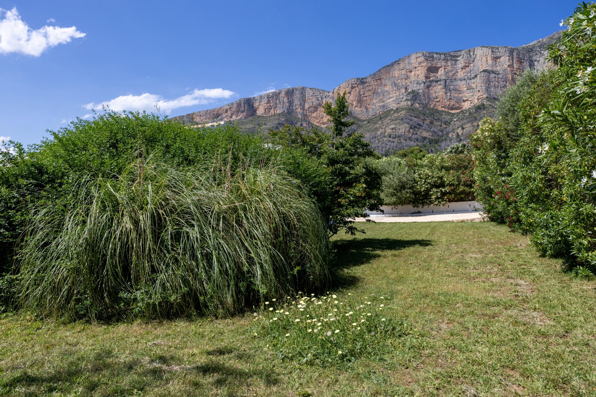 Resale - Villa -
Jávea / Xàbia - Montgó - Ermita