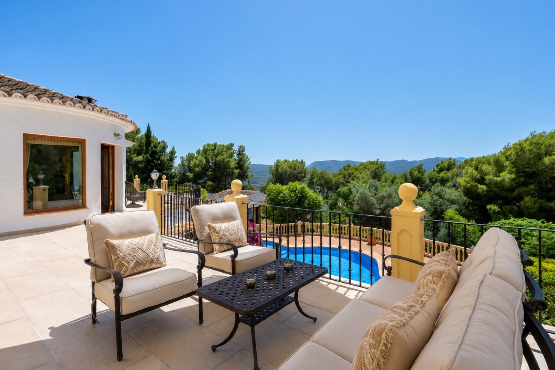 Resale - Villa -
Jávea / Xàbia - Montgó - Ermita
