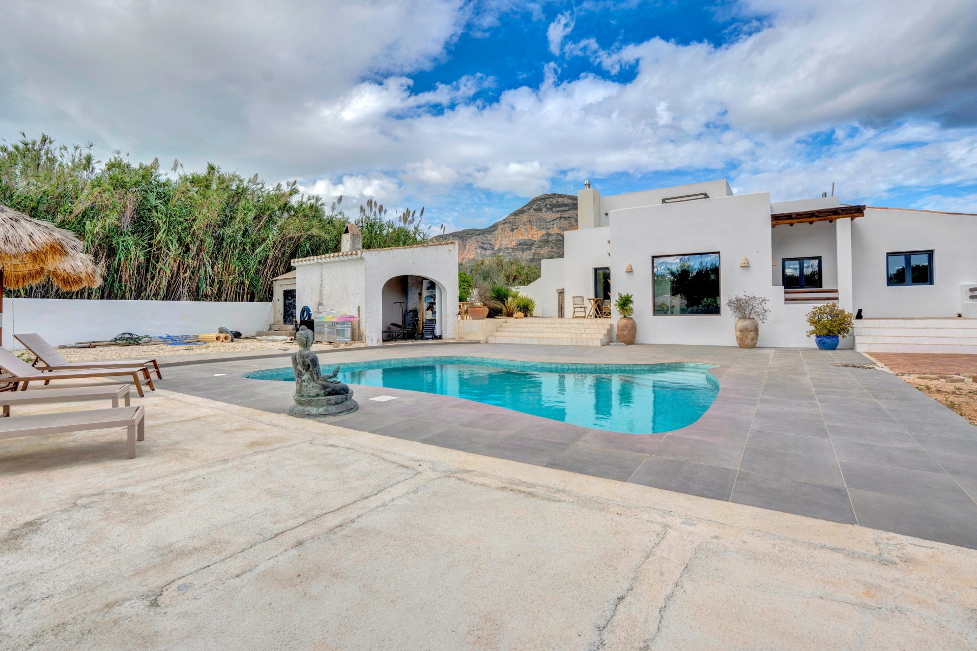 Resale - Villa -
Jávea / Xàbia - Partida Tosal - Zona dels Castellans