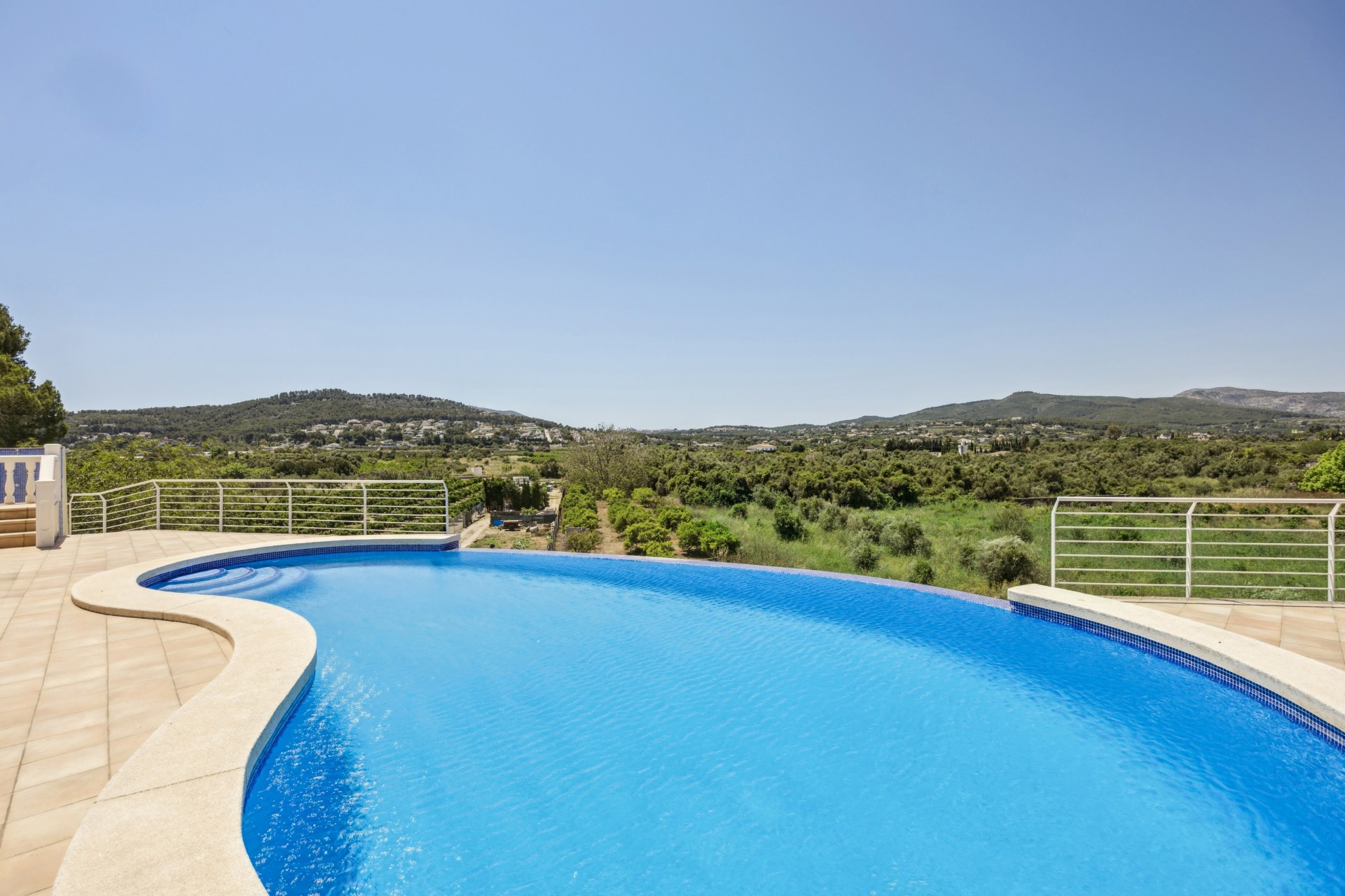 Resale - Villa -
Jávea / Xàbia - Partides comunes - Adsubia